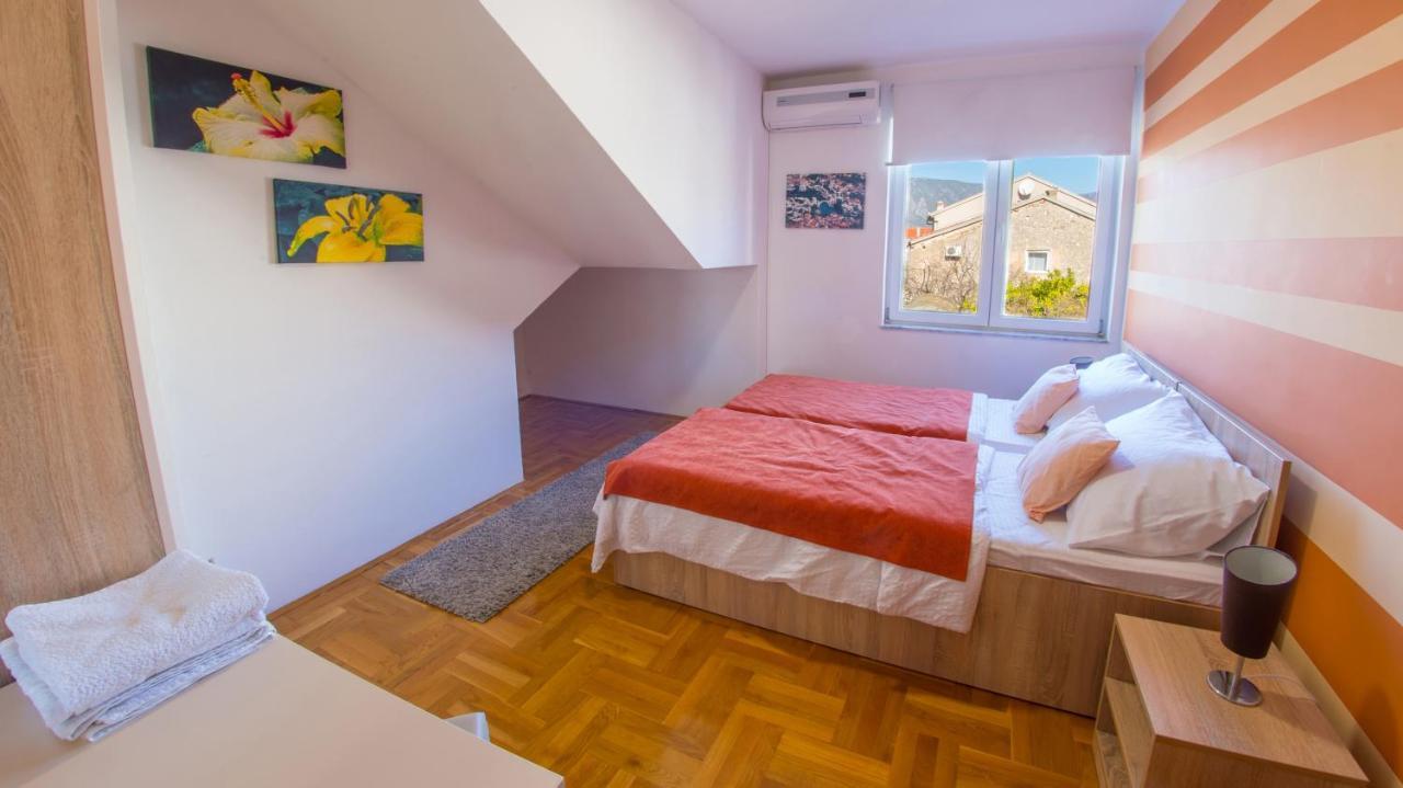 מוסטר Mila Apartments מראה חיצוני תמונה
