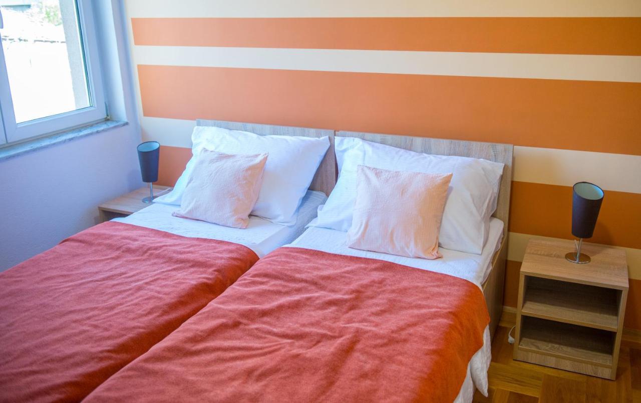 מוסטר Mila Apartments מראה חיצוני תמונה