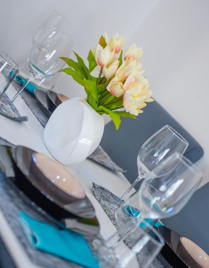 מוסטר Mila Apartments מראה חיצוני תמונה