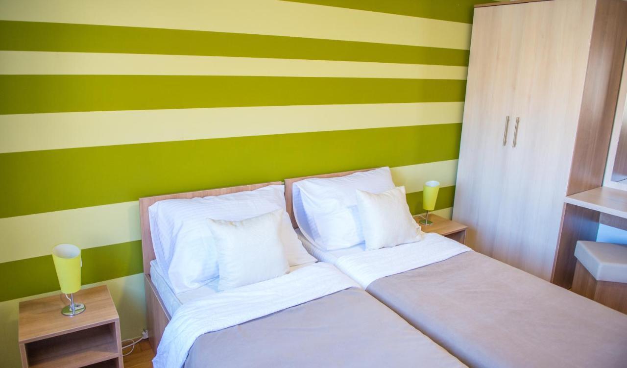 מוסטר Mila Apartments מראה חיצוני תמונה